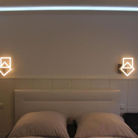 Luxuswohnung renoviert am Plöner See mit eigenem Steg App 13 Bosau Exterior foto