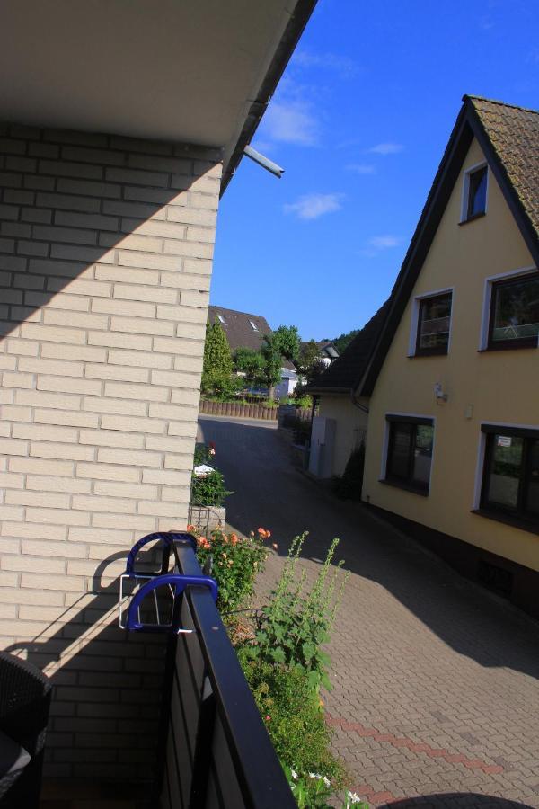 Luxuswohnung renoviert am Plöner See mit eigenem Steg App 13 Bosau Exterior foto
