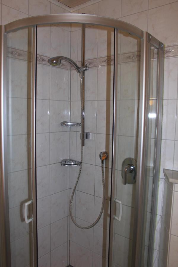 Luxuswohnung renoviert am Plöner See mit eigenem Steg App 13 Bosau Exterior foto
